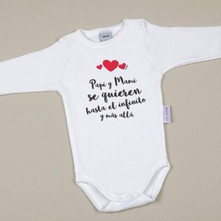 Body Bebé San Valentín Mi Pipo Papi y Mami se quieren