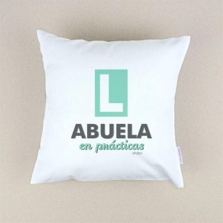 Cojín Abuela en Prácticas Mi Pipo