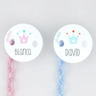 Broche Chupetero Personalizado Pinza Cadenita Deco Corona Mi Pipo