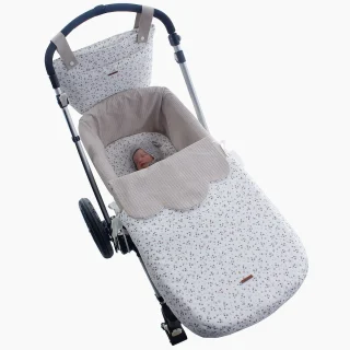 Colcha capazo reversible Inés Uzturre