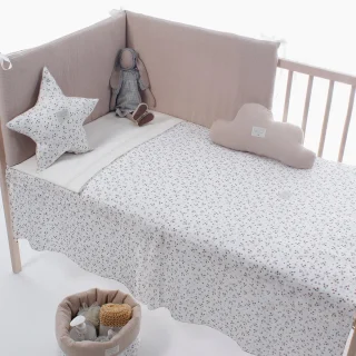 Colcha+ Protector cuna Inés Uzturre