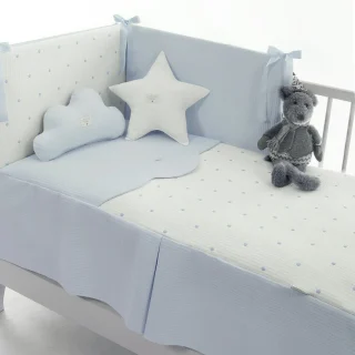Edredon y Protector cuna Bopi Celeste Uzturre