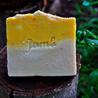 Jabón de Manzanilla y Caléndula - jabón natural, jabón artesano, especial para pieles atópicas y sensibles, para dermatitis y psoriasis.