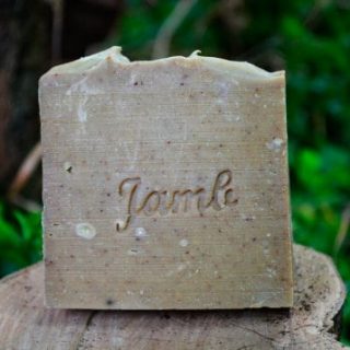 Jabón de Azufre y Arcilla Verde - jabón natural, jabón artesano, especial para acné juvenil y pieles muy grasas, muy astrigente y desinfectante.
