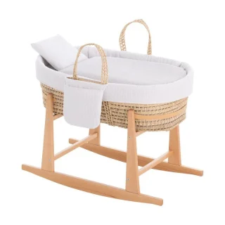 Moisés con Patas Pierre Cambrass