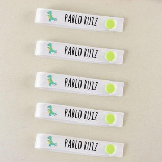 Pack 5 cintas cuelga ropa personalizadas Dino