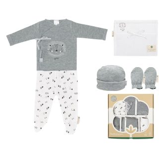 Primera Puesta Bebé Paritorio leon Gris