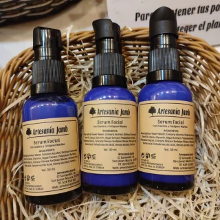 Serum Facial - con Elastina y Colágeno Marino. Aporta luminosidad, hidratación y suavidad. Textura ligera y de fácil absorción.